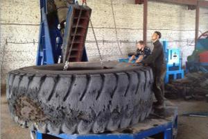 Rubber Tyre Cutter 